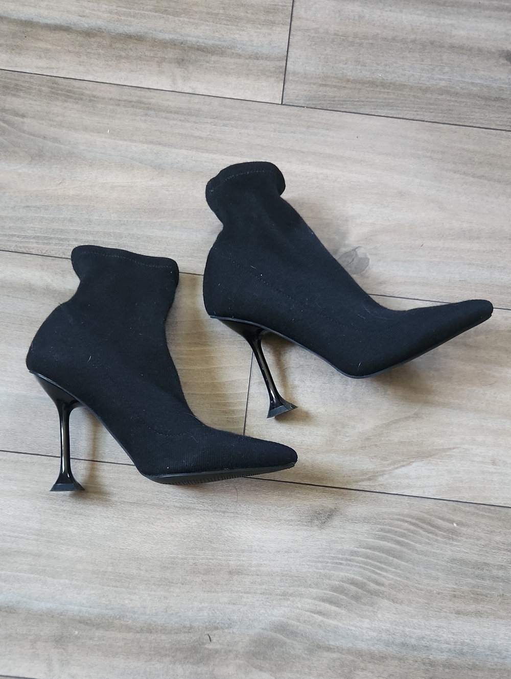 Black Pointed Sock Booties with Sculpted Heel Dolls Kill Black 7.5